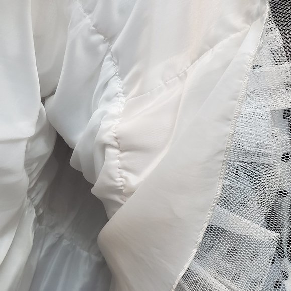 White and Navy polka dot dress. By Dorissa Size 6 Girls - Picture 10 of 12